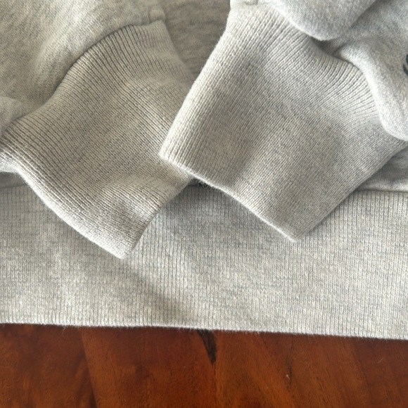 Abercrombie Soft AF Hôtel Mer Cropped Sweatshirt - Picture 10 of 10